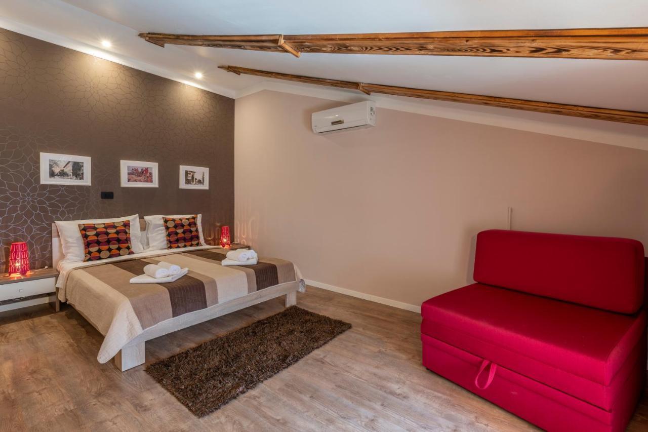 Apartment Anitea Pula Ngoại thất bức ảnh