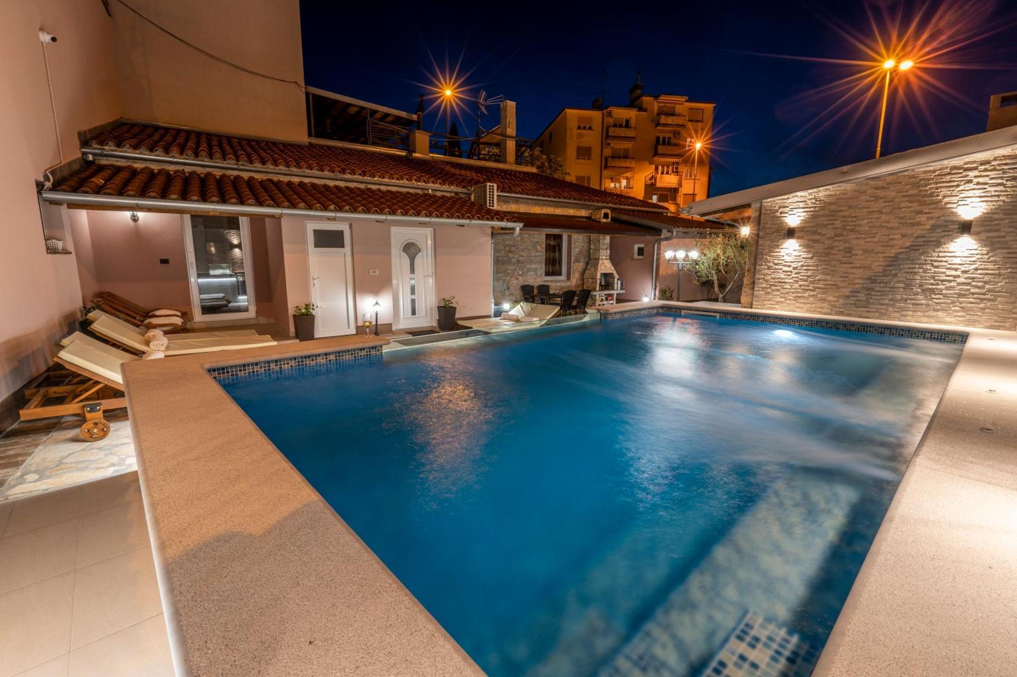 Apartment Anitea Pula Ngoại thất bức ảnh