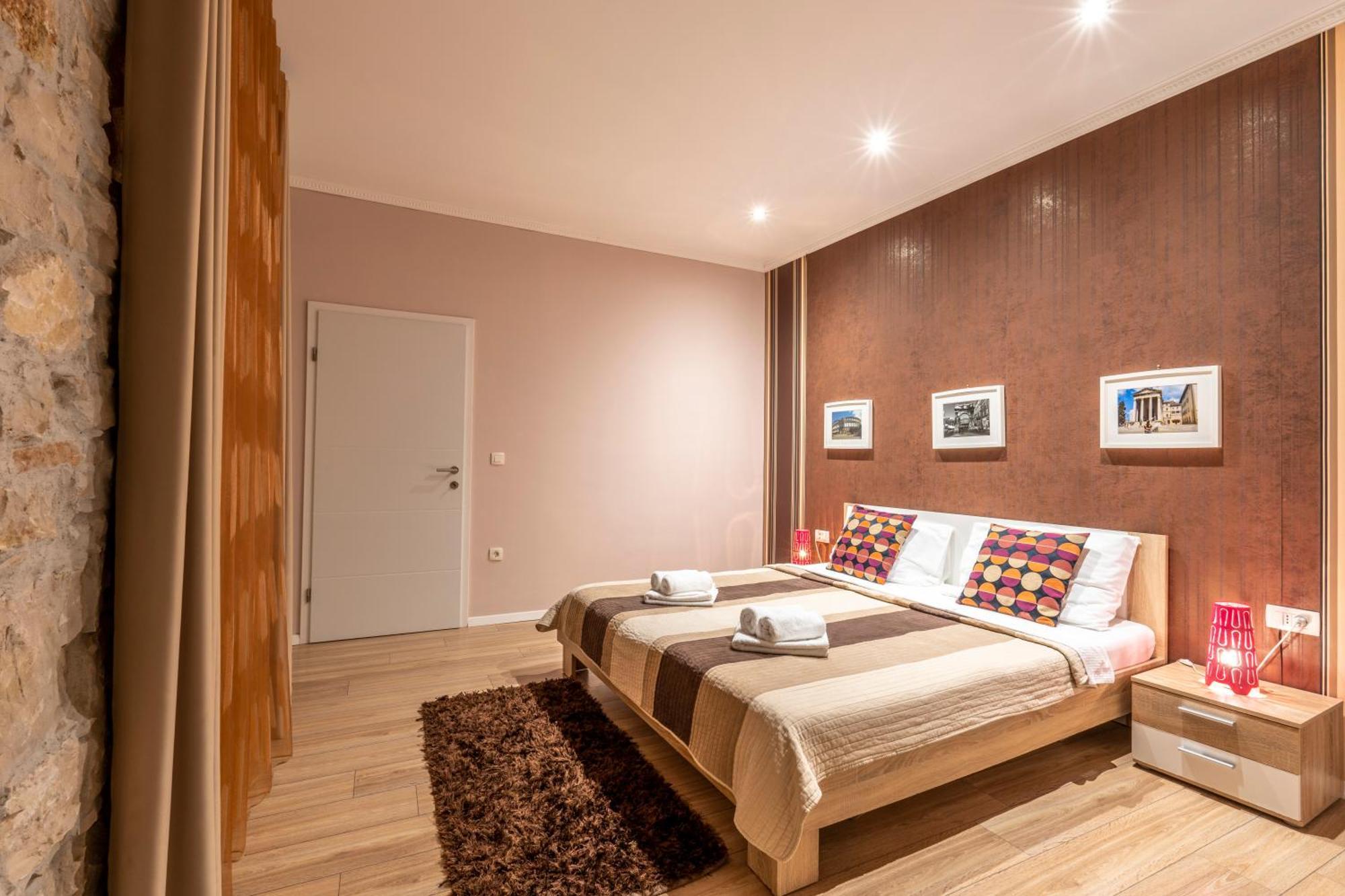 Apartment Anitea Pula Ngoại thất bức ảnh
