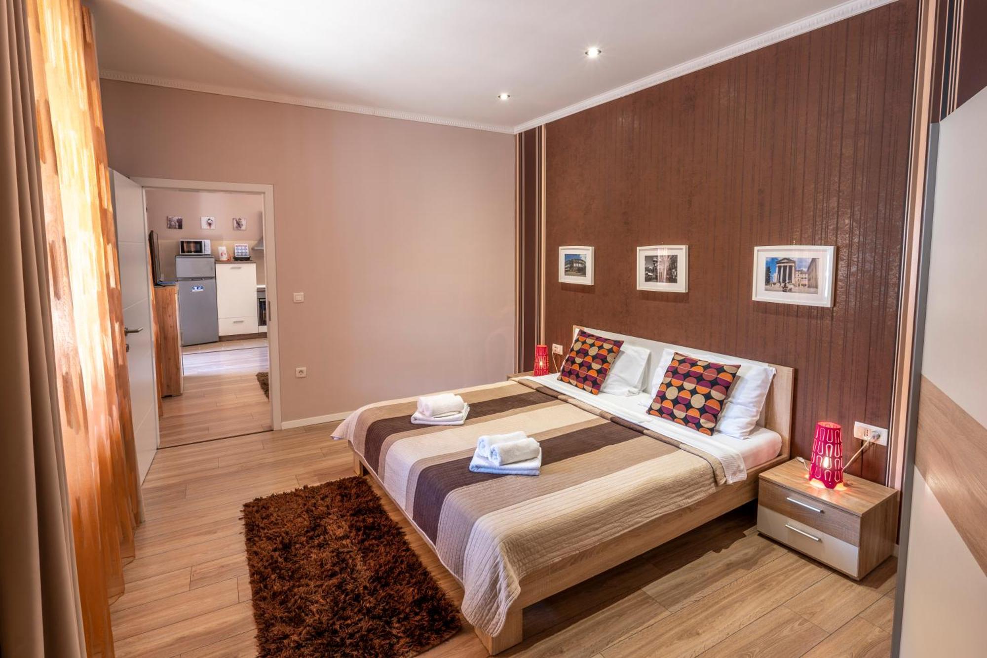Apartment Anitea Pula Ngoại thất bức ảnh