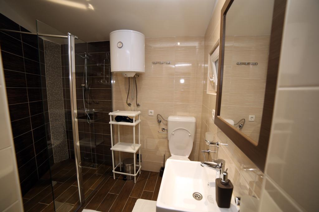 Apartment Anitea Pula Ngoại thất bức ảnh